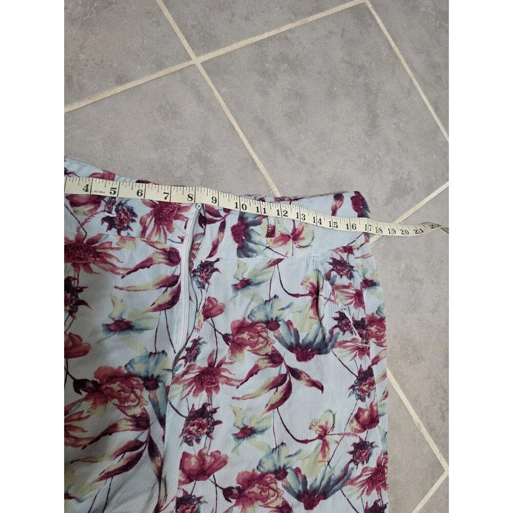 Signature Studio Women's Floral Wide Leg Culottes Pants Size L Pockets